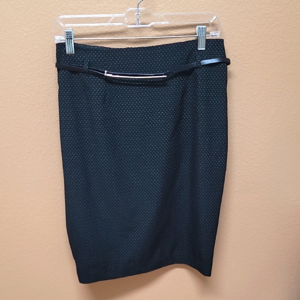 Amanda & Chelsea Black Pencil Skirt 🖤